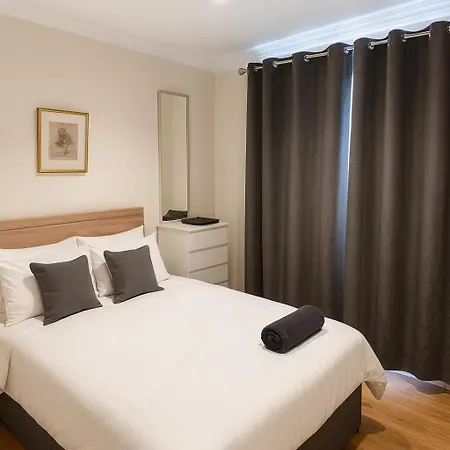 3 Bed Temple Bar, Center *